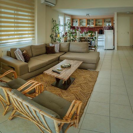 Appartamento Brilliant House Volos Esterno foto